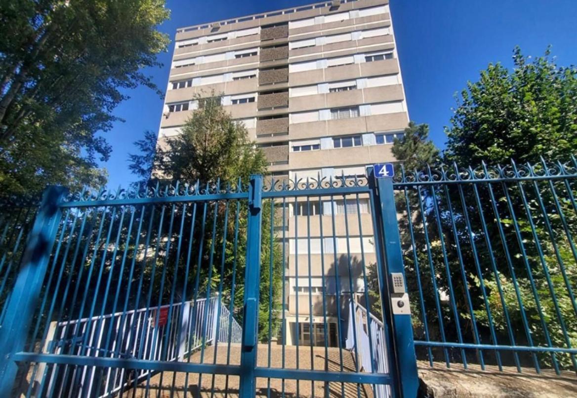 Le Roland-Garros Apartment Шалон-сюр-Сон Екстериор снимка